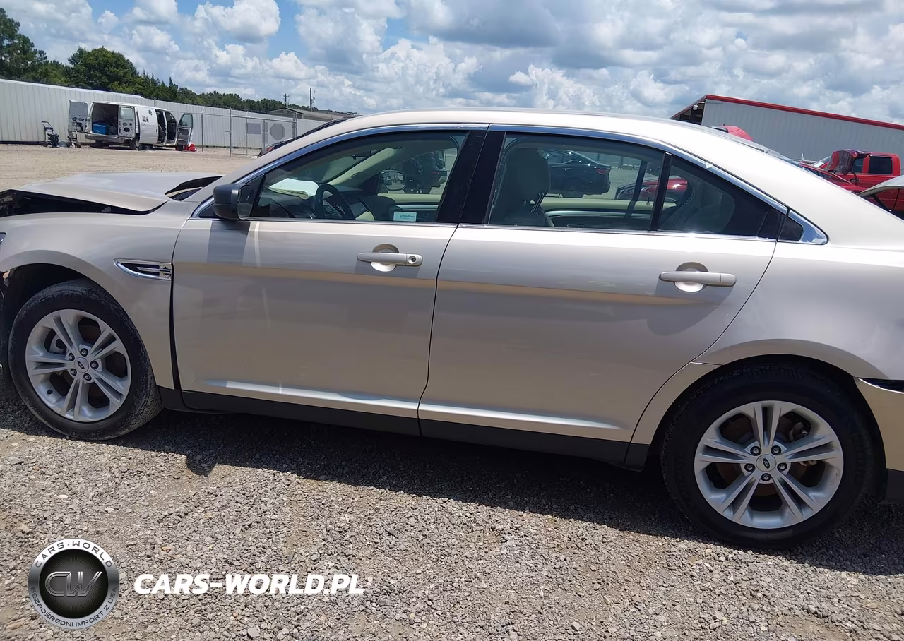 2018 Ford Taurus Se VIN:1FAHP2D87JG122864 - 14