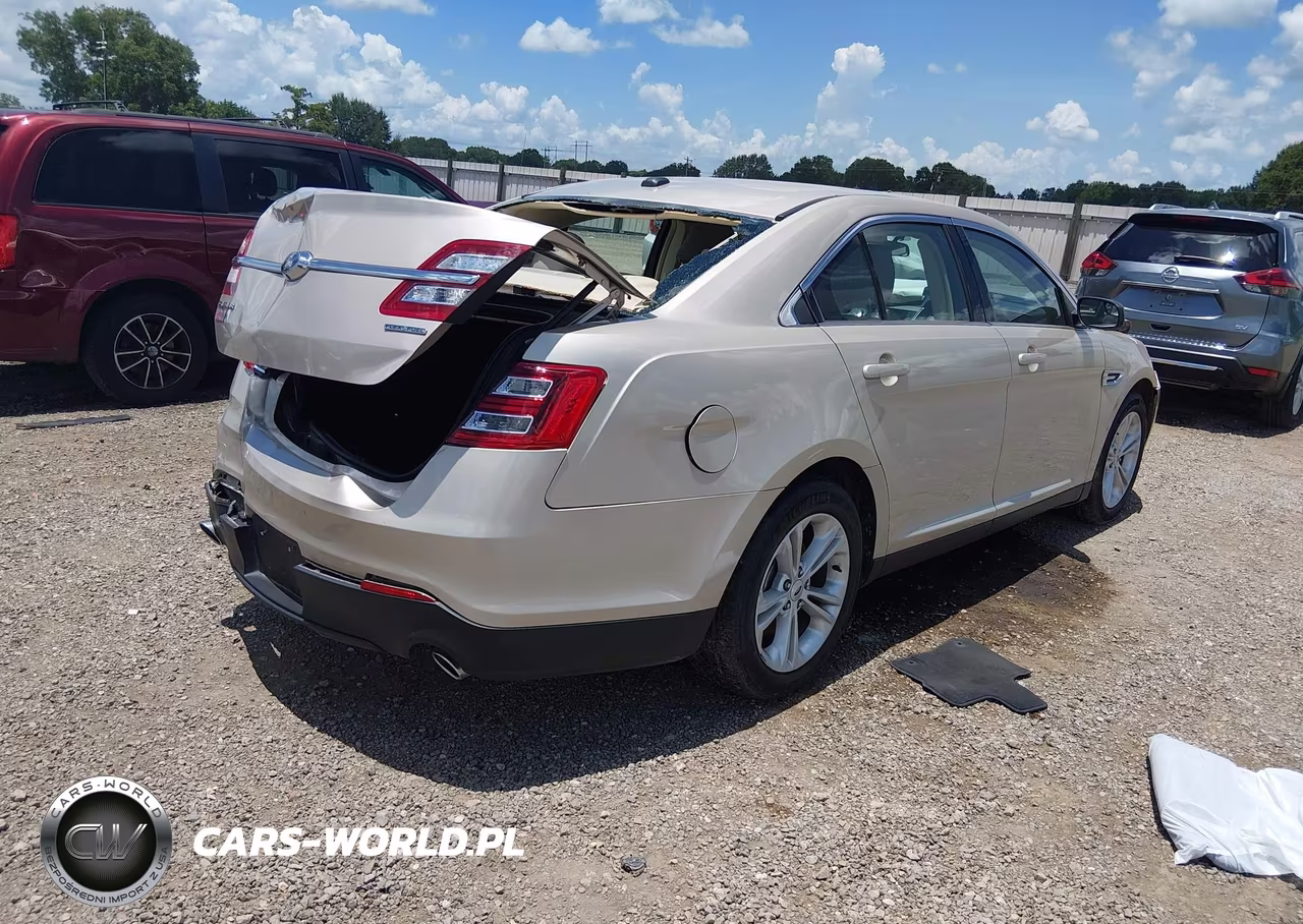 2018 Ford Taurus Se VIN:1FAHP2D87JG122864 - 4