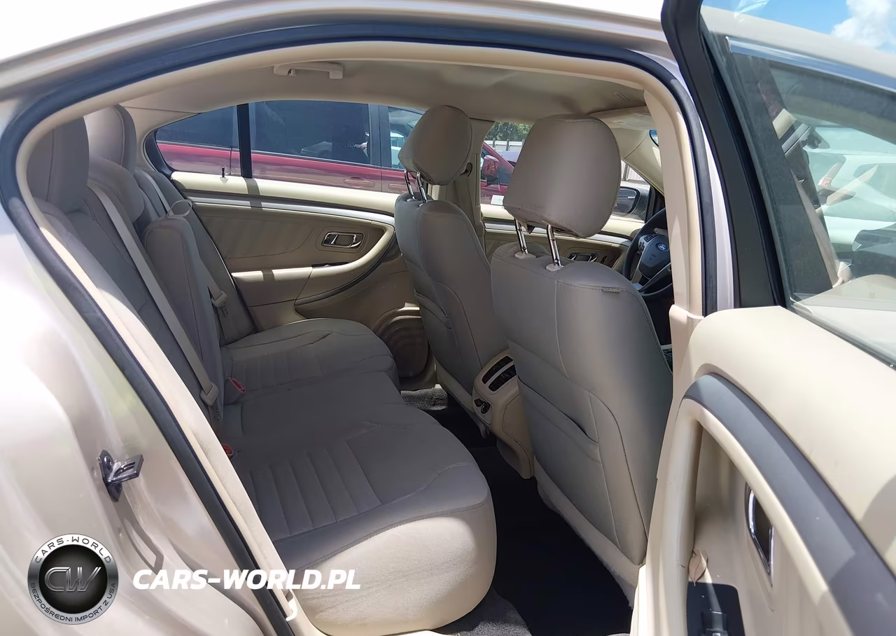 2018 Ford Taurus Se VIN:1FAHP2D87JG122864 - 8