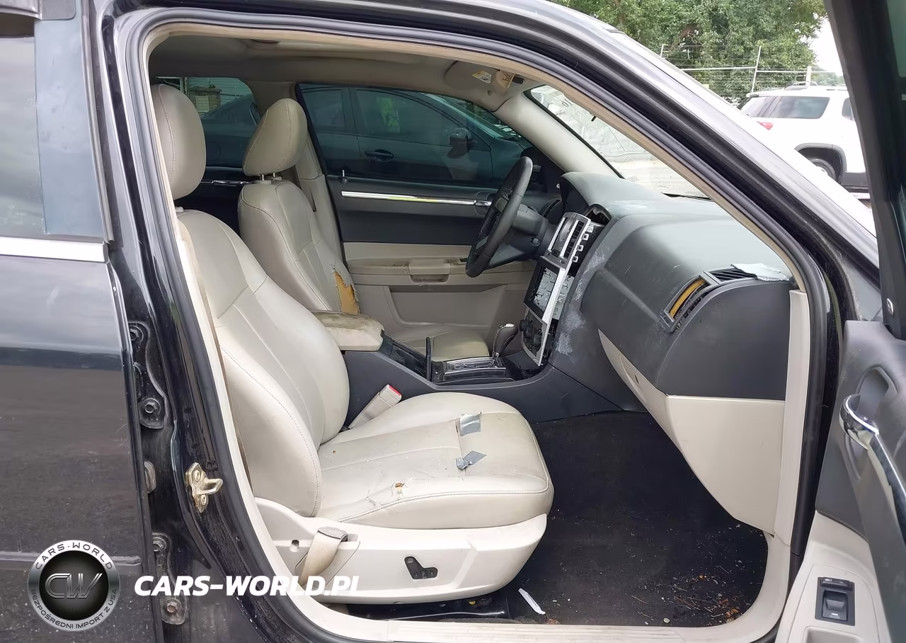 2006 Chrysler 300 Touring VIN:2C3KA53G36H488140 - 5