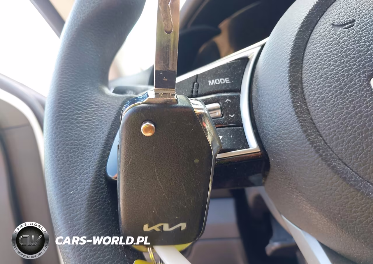 2023 Kia Forte Lxs VIN:3KPF24AD5PE646374 - 11