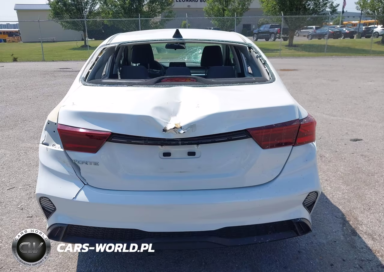 2023 Kia Forte Lxs VIN:3KPF24AD5PE646374 - 16
