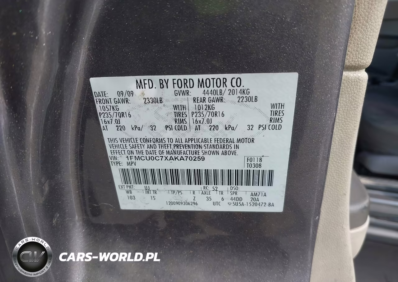 2010 Ford Escape Xls VIN:1FMCU0C7XAKA70259 - 9