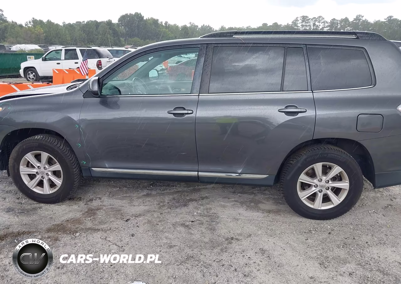 2013 Toyota Highlander Se V6 VIN:5TDZK3EHXDS141419 - 14