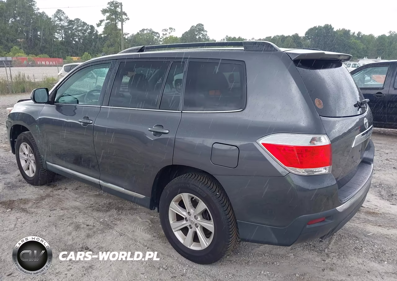 2013 Toyota Highlander Se V6 VIN:5TDZK3EHXDS141419 - 3