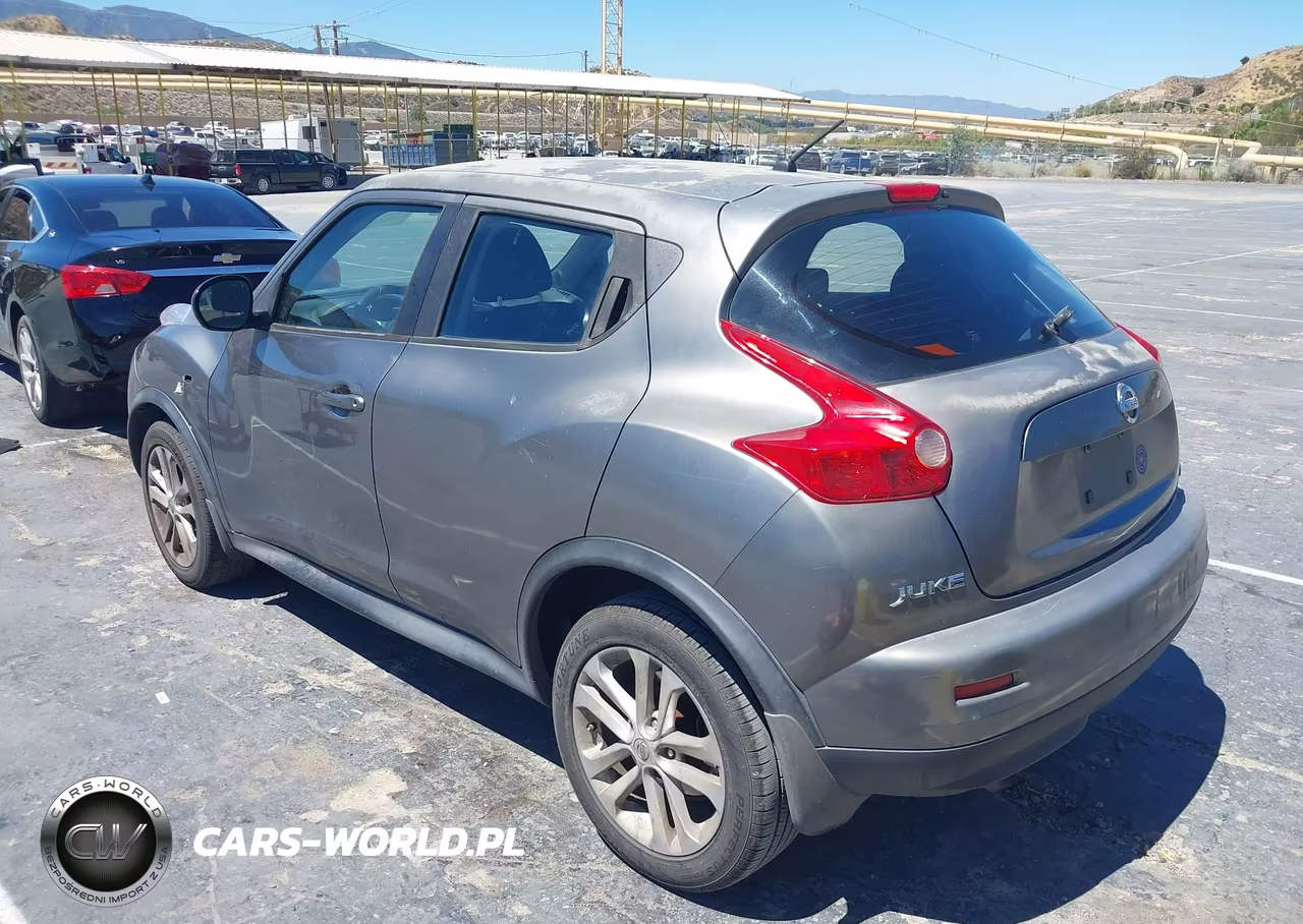 2013 Nissan Juke S VIN:JN8AF5MR3DT213302 - 3