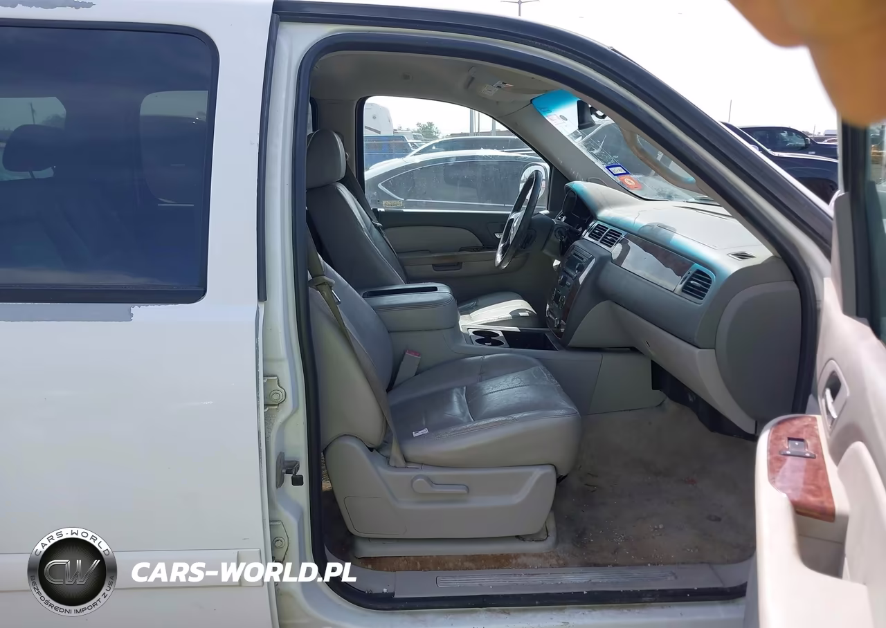 2007 Chevrolet Suburban Lt VIN:1GNFC16J47J346927 - 5