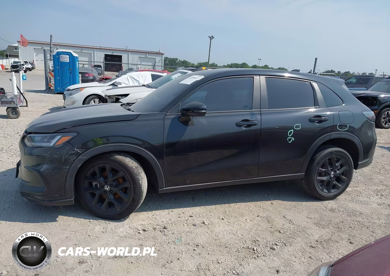 2025 Honda Hr-V Sport VIN:3CZRZ2H5XSM736317 - 14