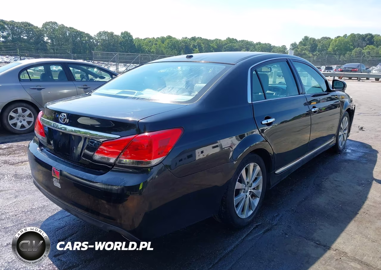 2012 Toyota Avalon Limited VIN:4T1BK3DBXCU461750 - 4
