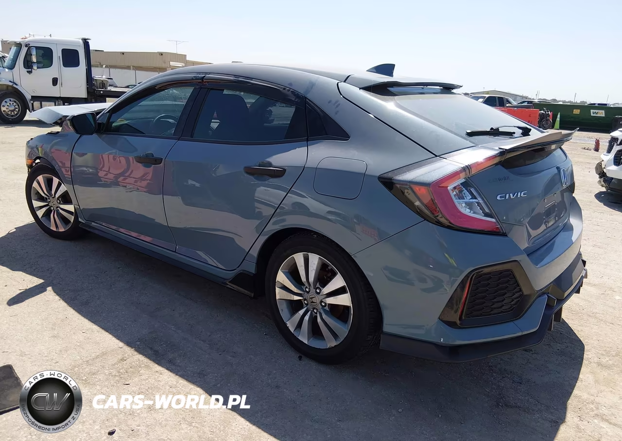 2018 Honda Civic Sport VIN:SHHFK7H41JU208149 - 3