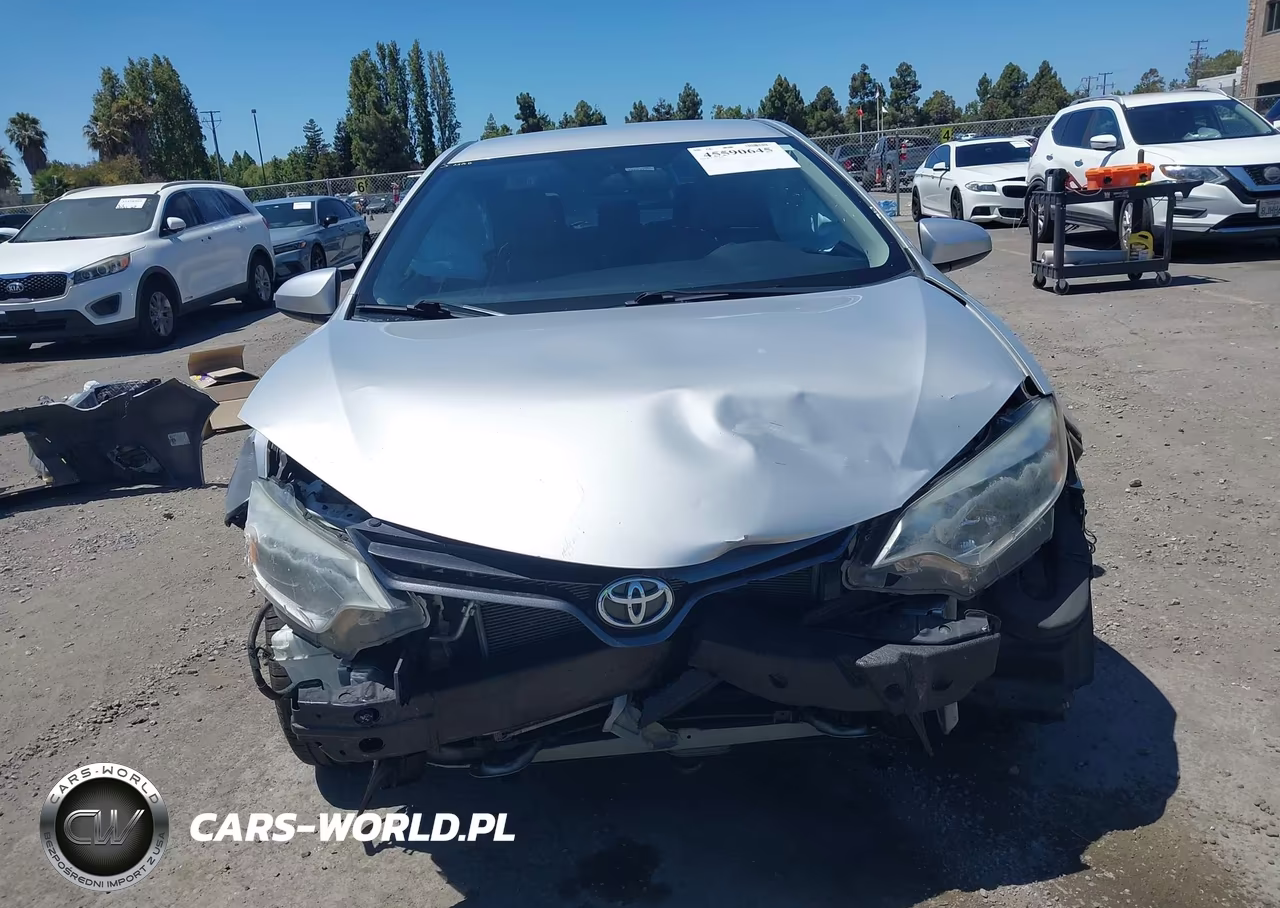 2015 Toyota Corolla Le VIN:2T1BURHE1FC262612 - 13