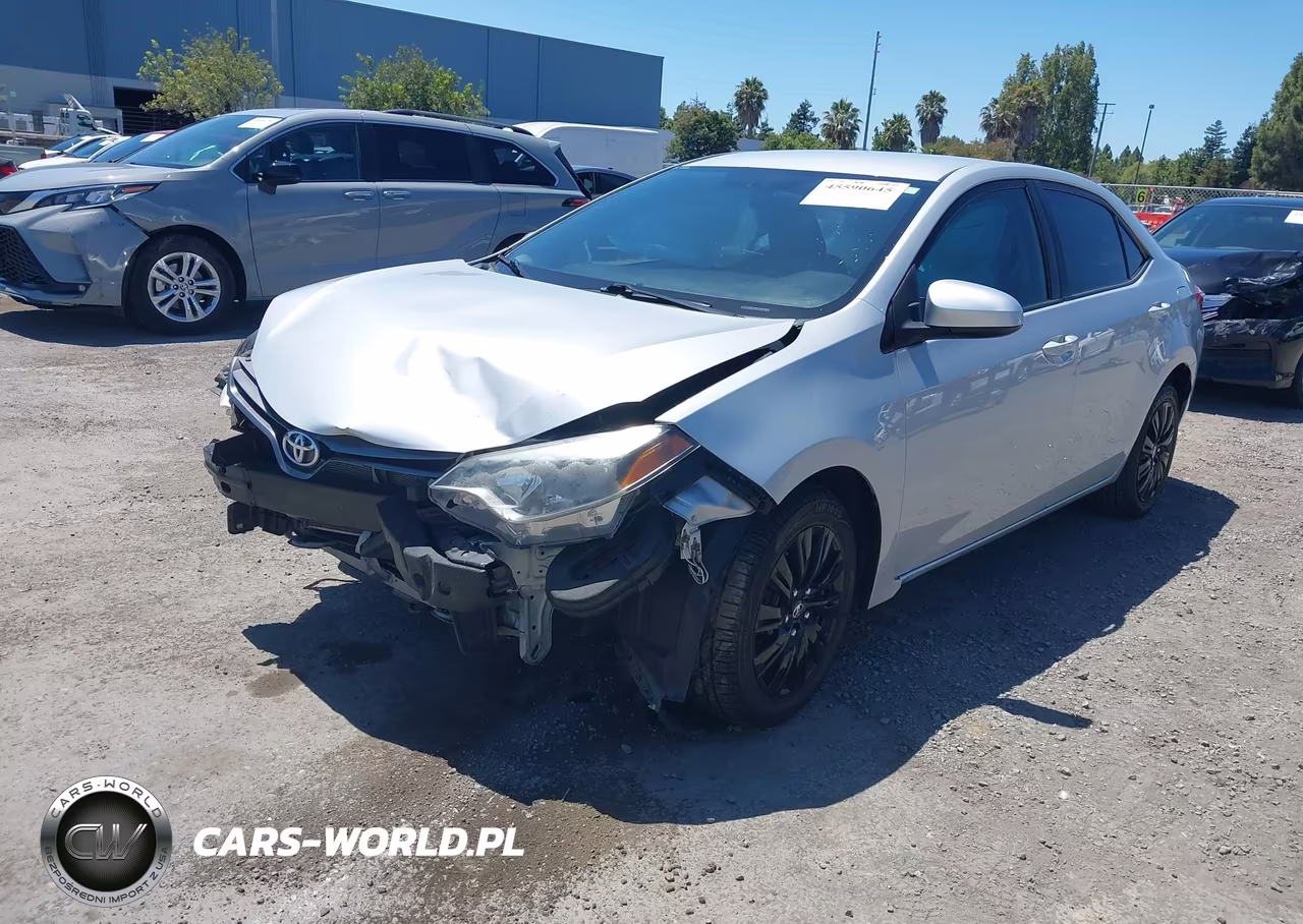 2015 Toyota Corolla Le VIN:2T1BURHE1FC262612 - 2