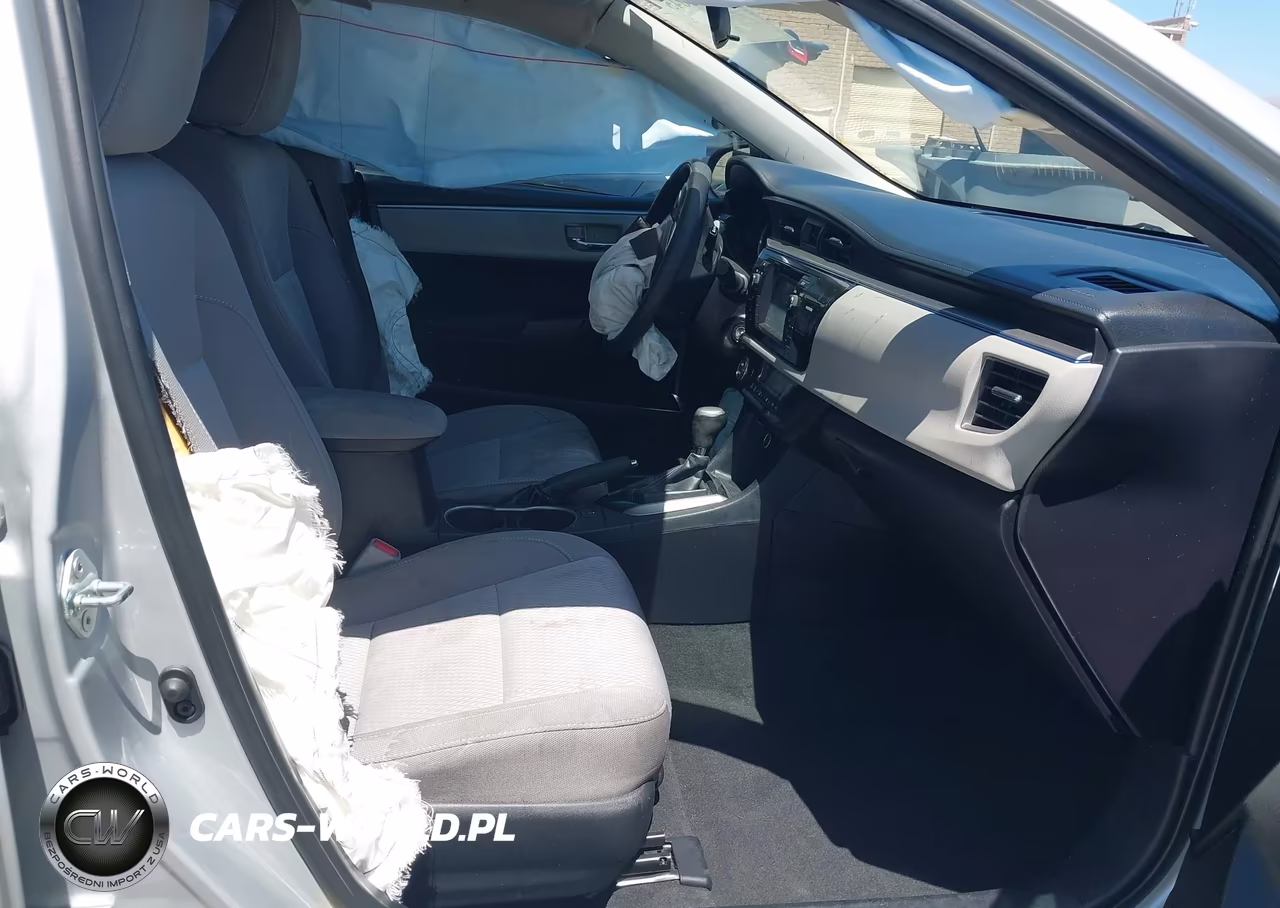 2015 Toyota Corolla Le VIN:2T1BURHE1FC262612 - 5