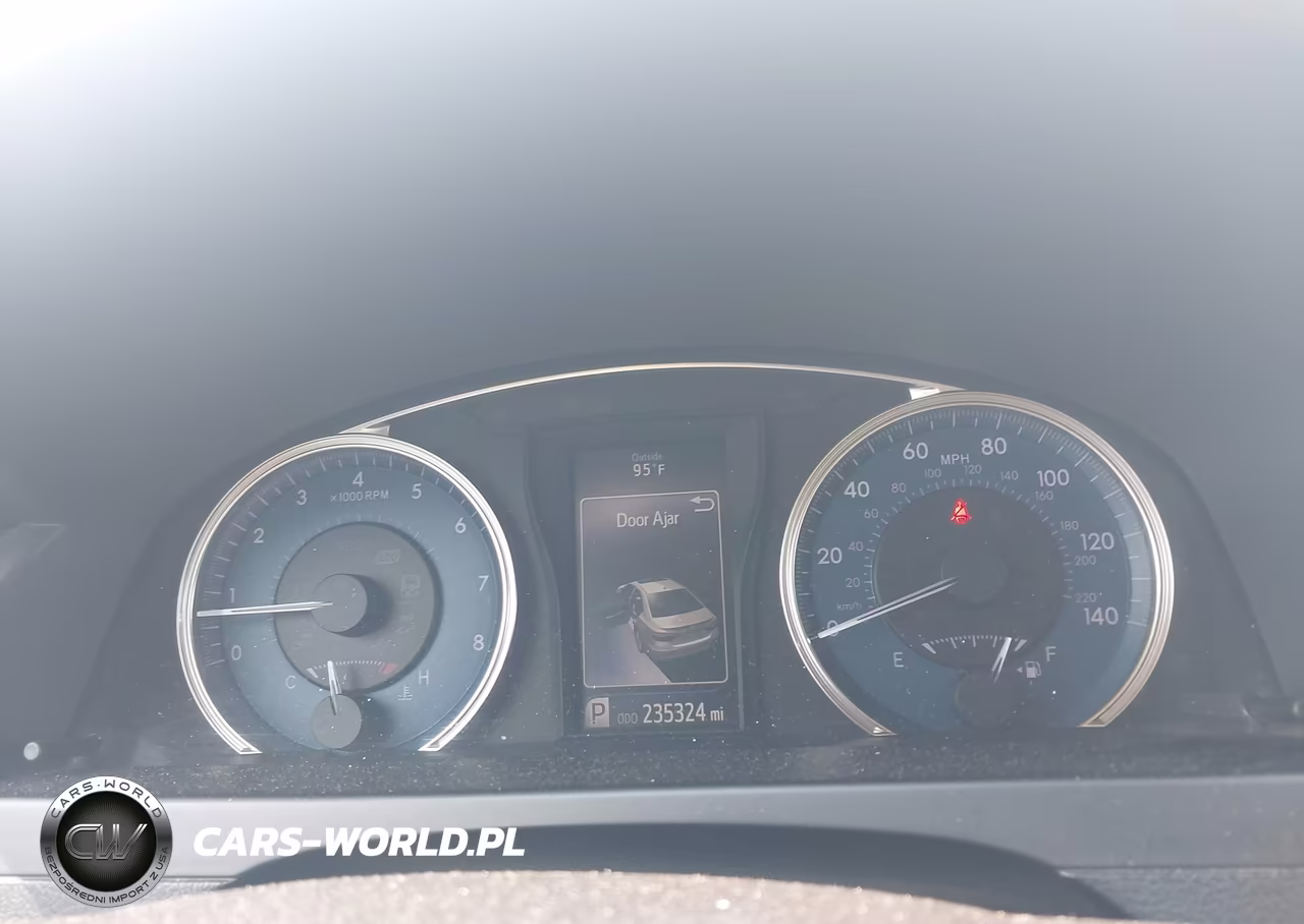 2017 Toyota Camry Le VIN:4T1BF1FK0HU630686 - 7