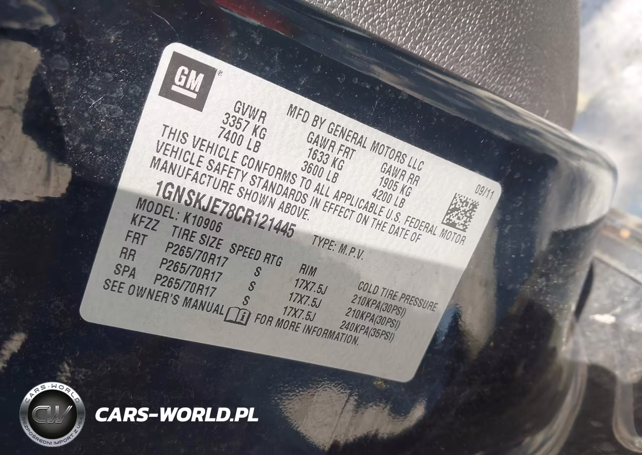 2012 Chevrolet Suburban Lt VIN:1GNSKJE78CR121445 - 9