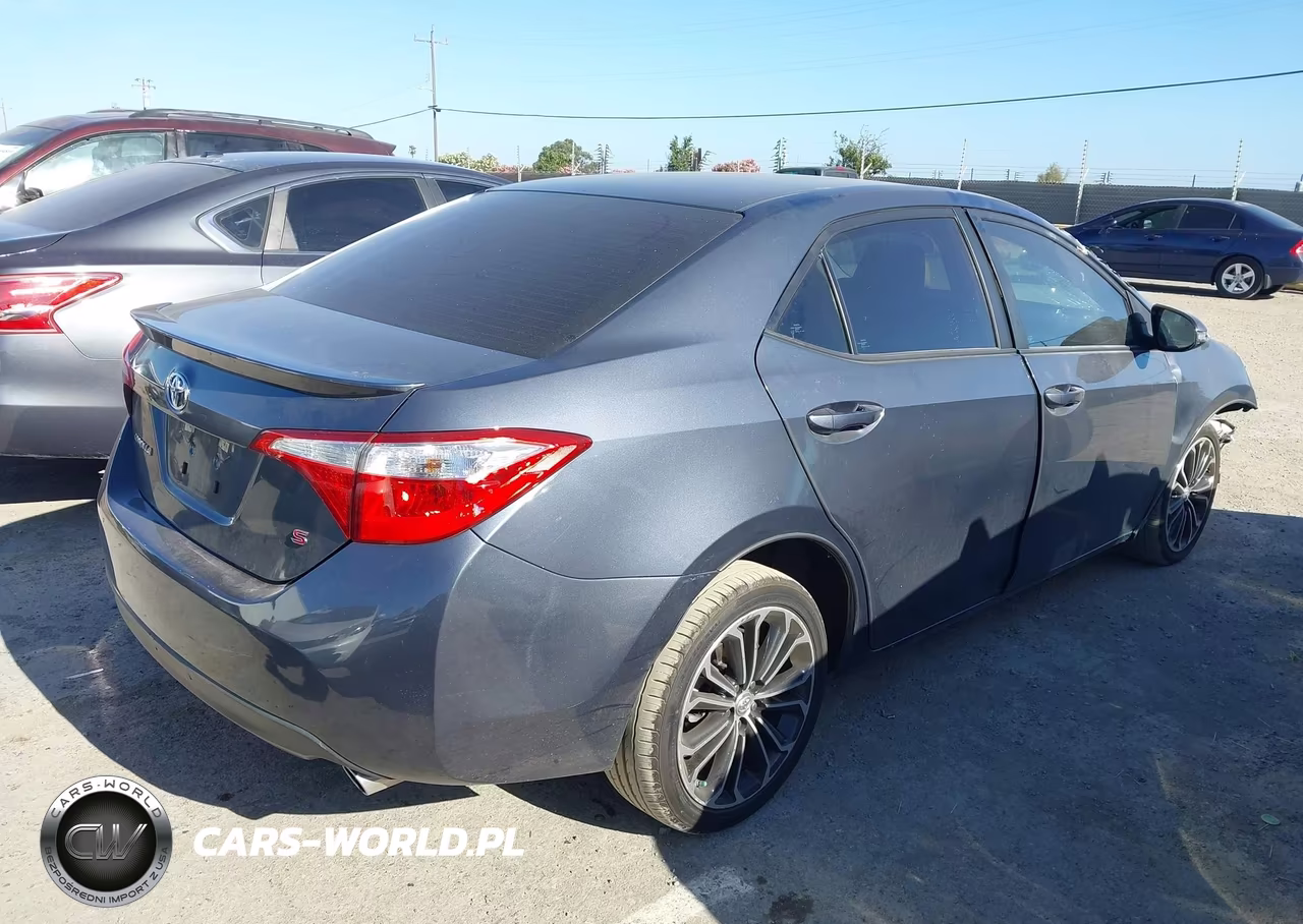 2015 Toyota Corolla S Plus VIN:5YFBURHE9FP346936 - 4