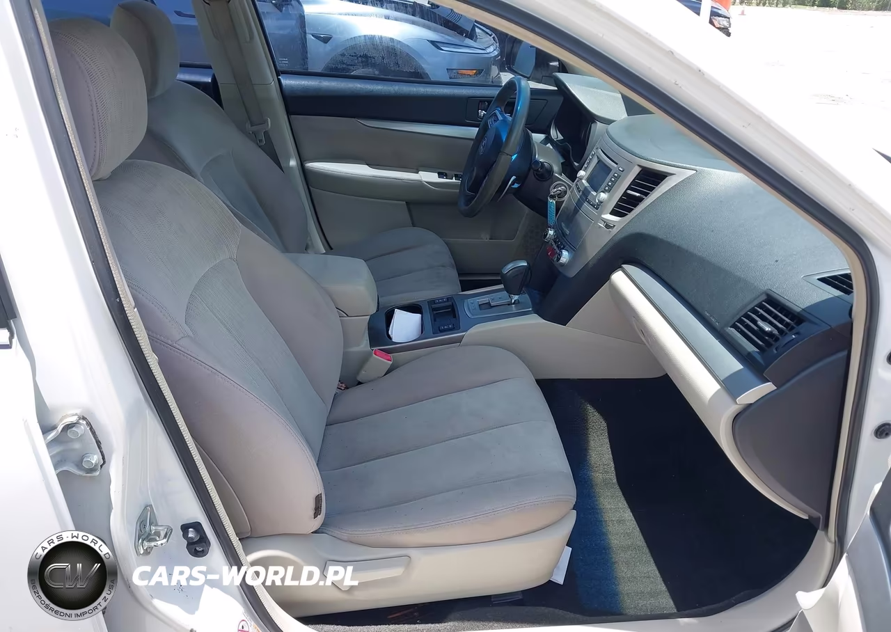 2014 Subaru Legacy 2.5I Premium VIN:4S3BMCC65E3023276 - 5