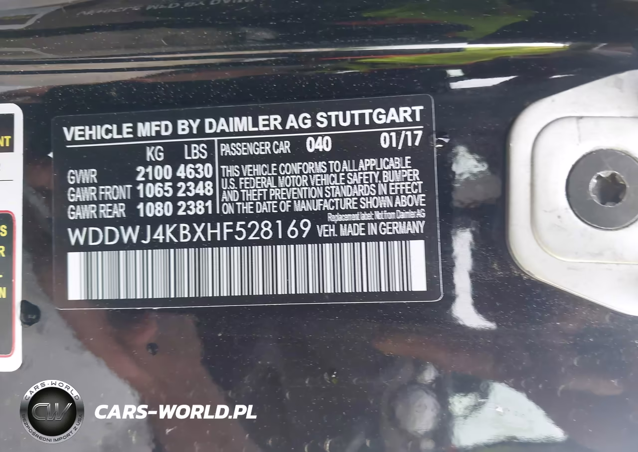 2017 Mercedes-Benz C 300 4Matic VIN:WDDWJ4KBXHF528169 - 9