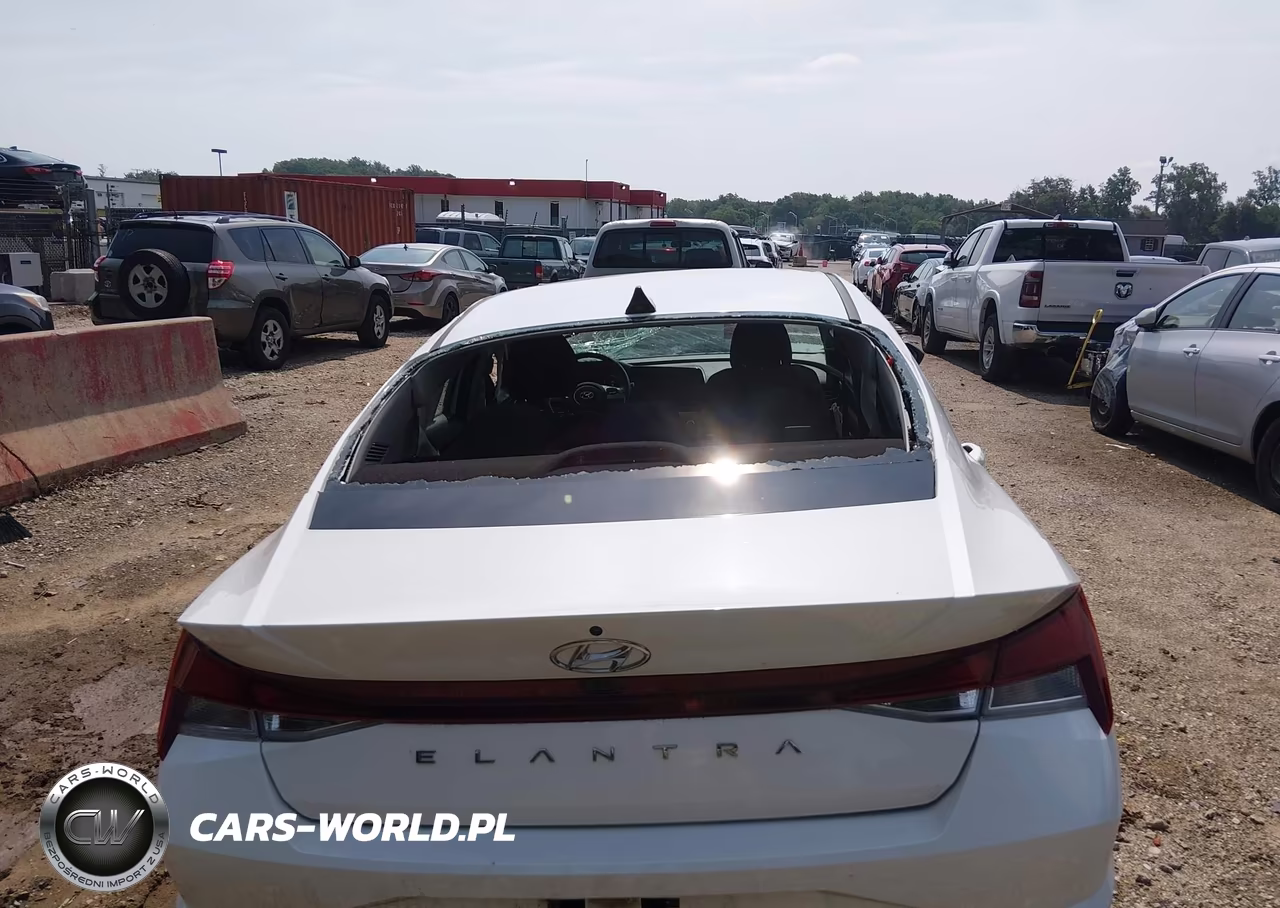 2023 Hyundai Elantra Sel VIN:5NPLS4AG1PH086541 - 20