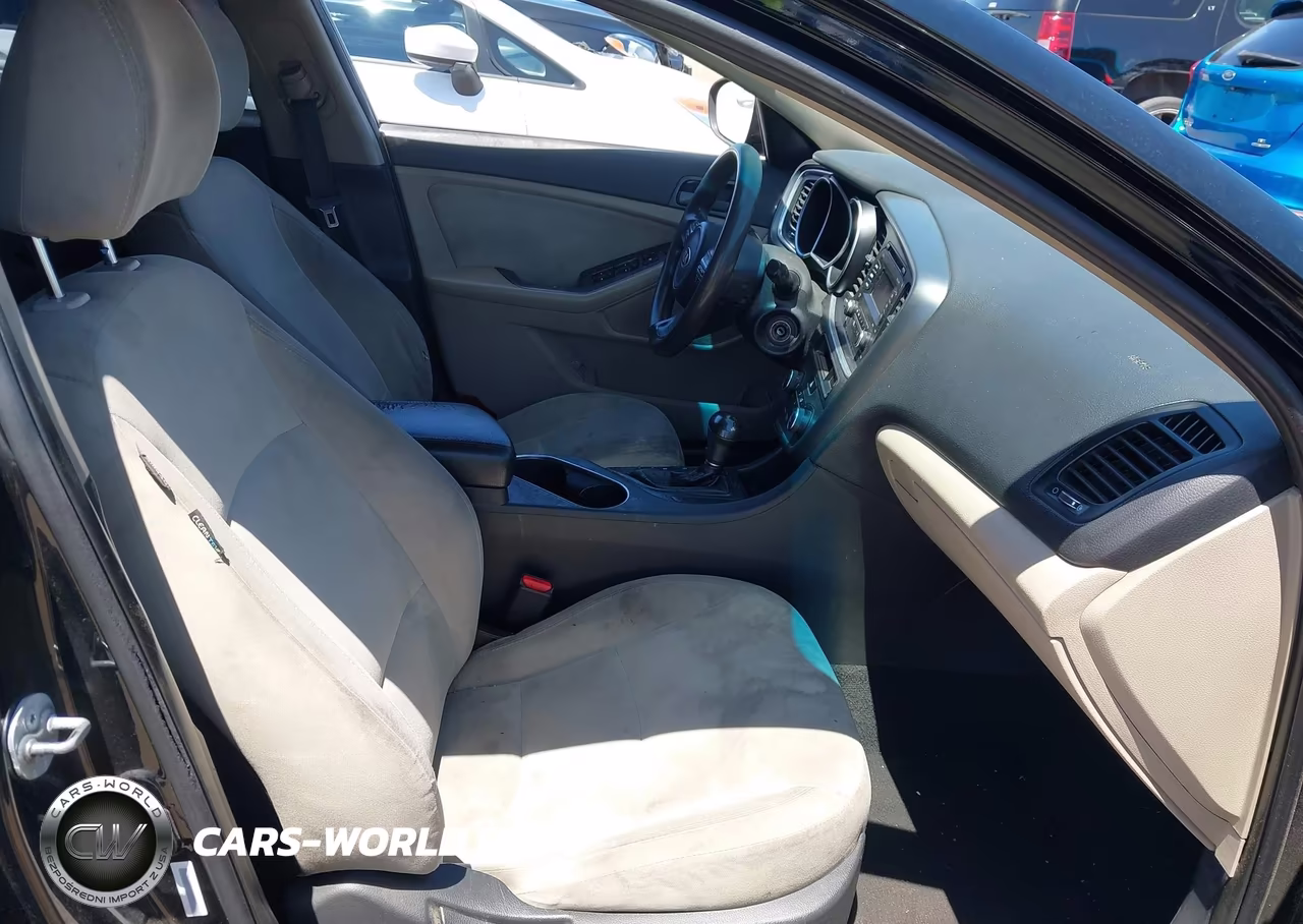 2014 Kia Optima Lx VIN:5XXGM4A77EG321755 - 5