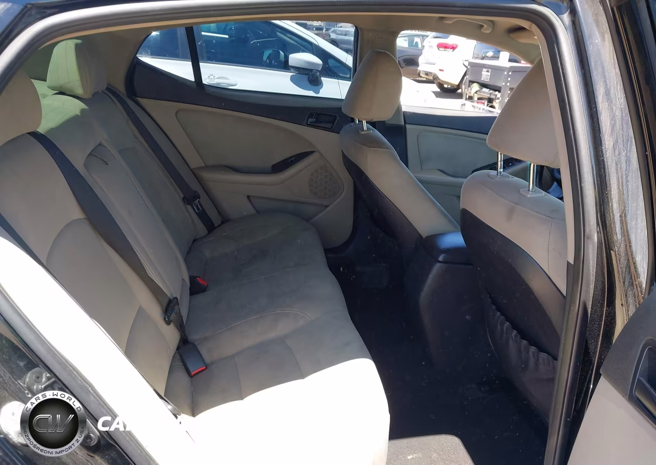 2014 Kia Optima Lx VIN:5XXGM4A77EG321755 - 8