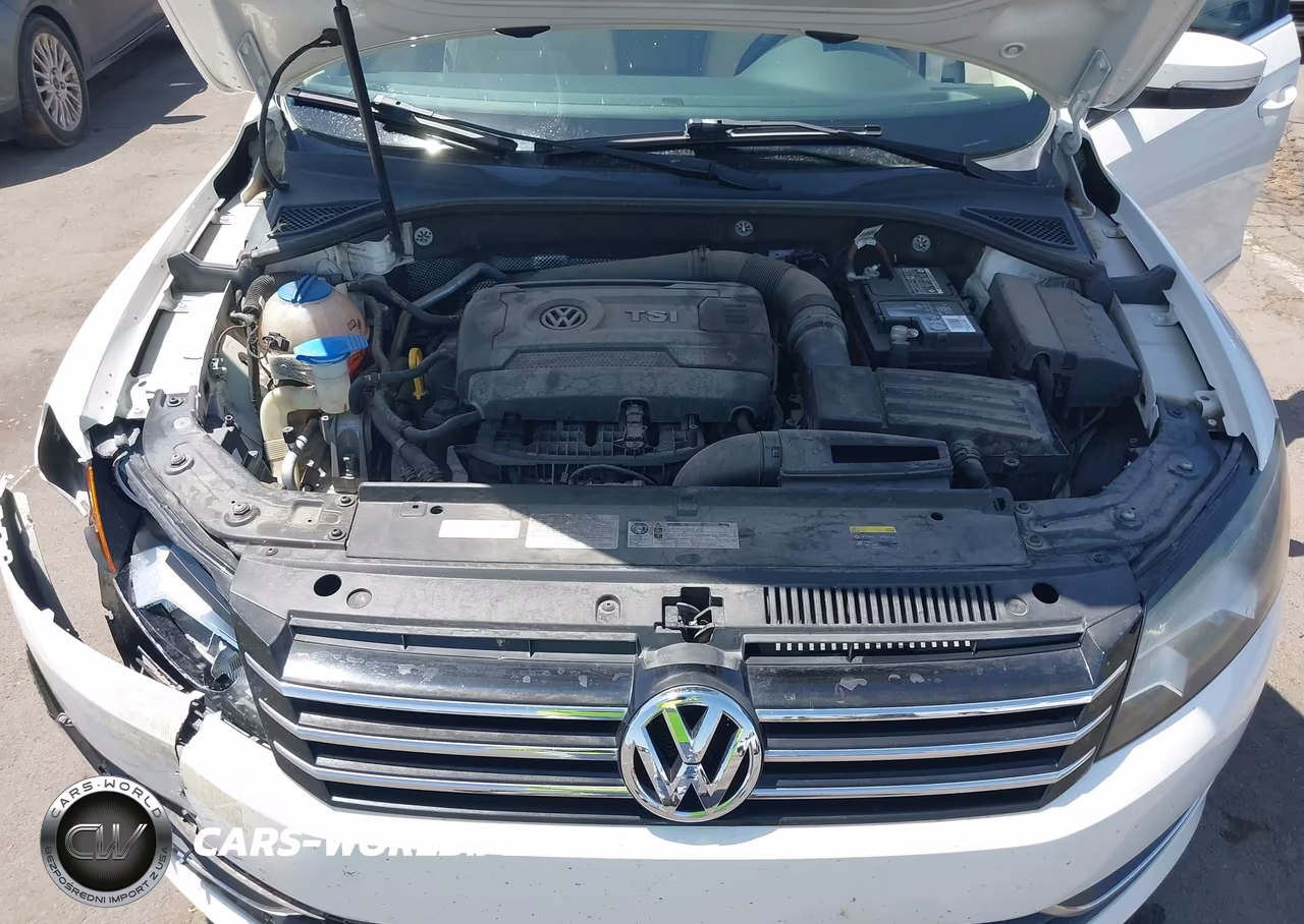 2015 Volkswagen Passat 1.8T Se VIN:1VWBT7A33FC039610 - 10