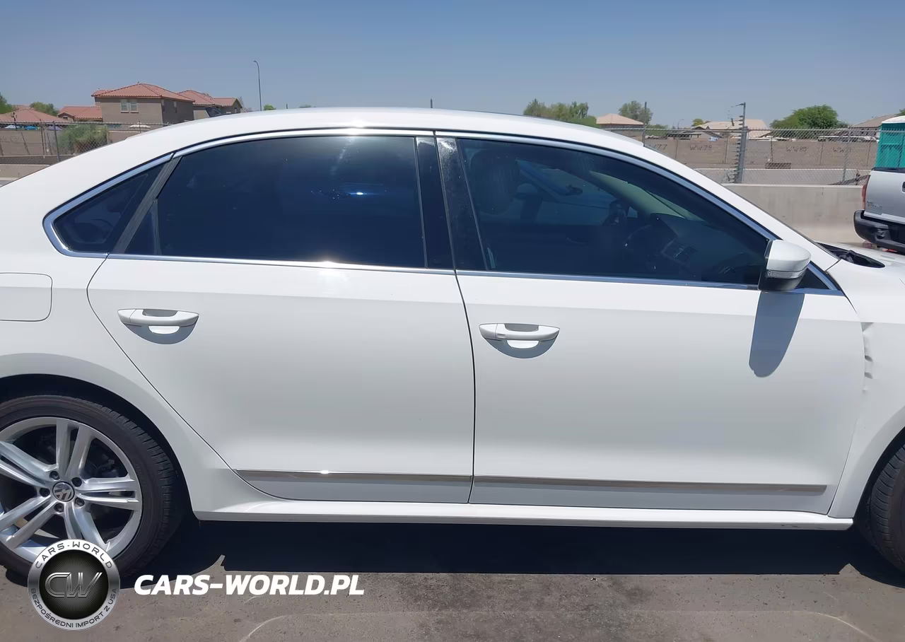 2015 Volkswagen Passat 1.8T Se VIN:1VWBT7A33FC039610 - 13