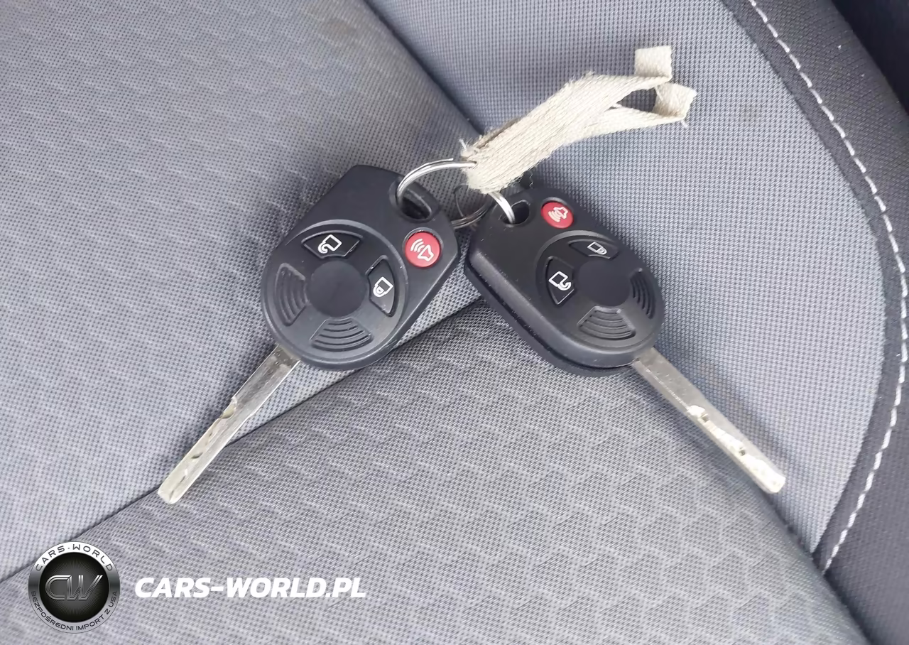 2018 Ford Escape Se VIN:1FMCU9GD3JUD08753 - 11