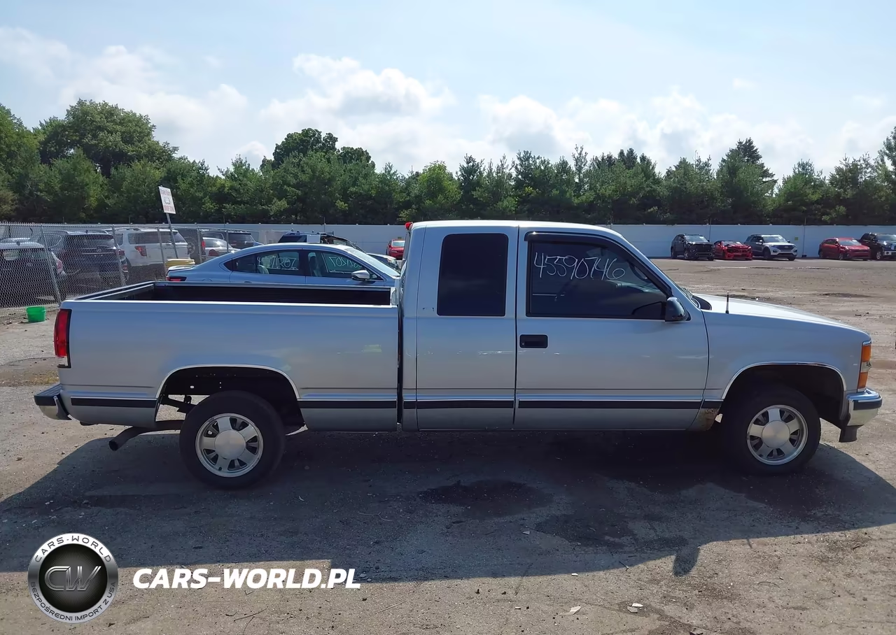 1997 Chevrolet C1500 Fleetside VIN:2GCEC19M2V1179887 - 13