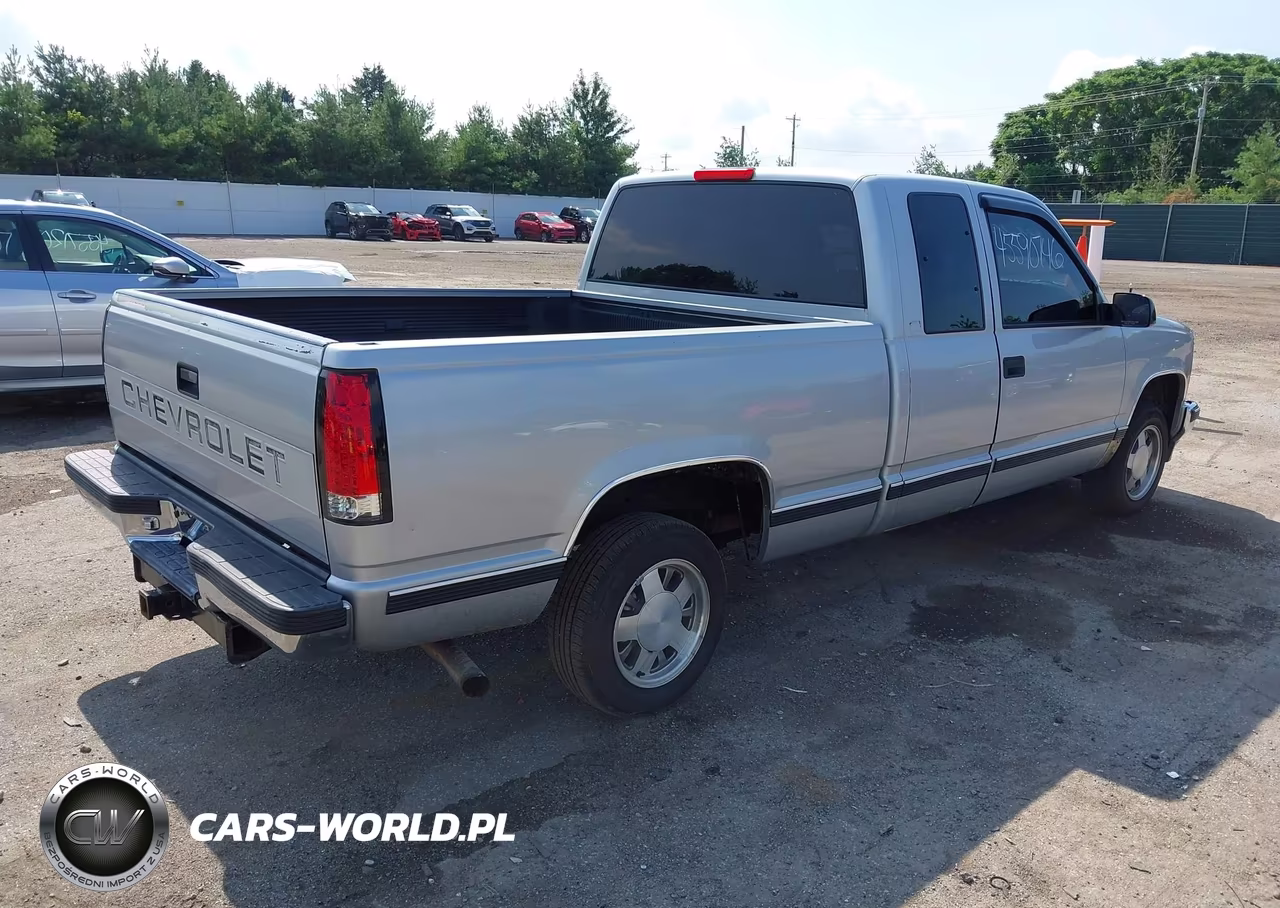 1997 Chevrolet C1500 Fleetside VIN:2GCEC19M2V1179887 - 4