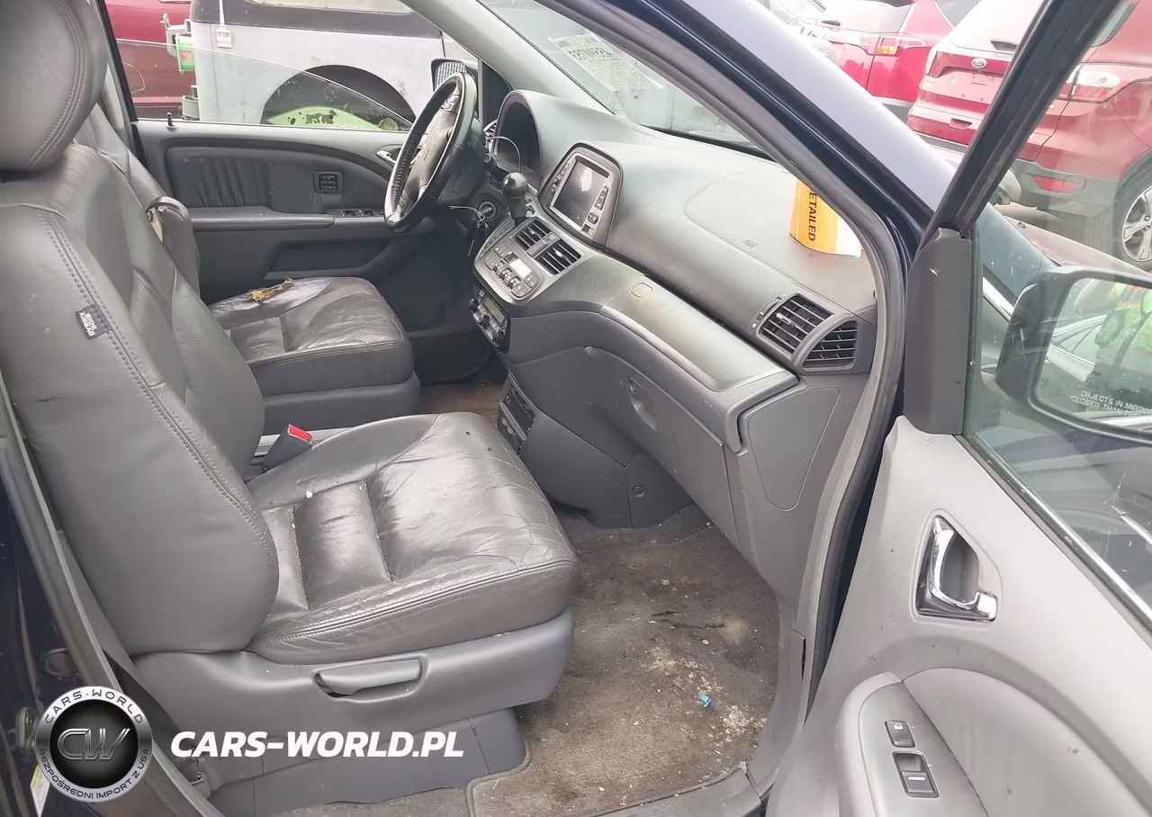2005 Honda Odyssey Touring VIN:5FNRL38845B104624 - 5