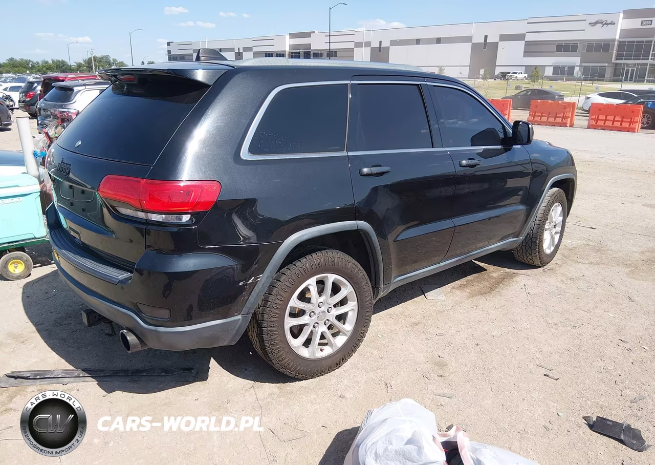 2014 Jeep Grand Cherokee Laredo VIN:1C4RJEAG5EC433218 - 4