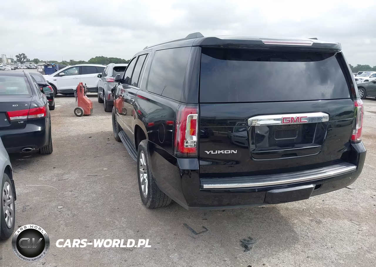 2017 GMC Yukon Xl Denali VIN:1GKS2HKJ5HR353434 - 3