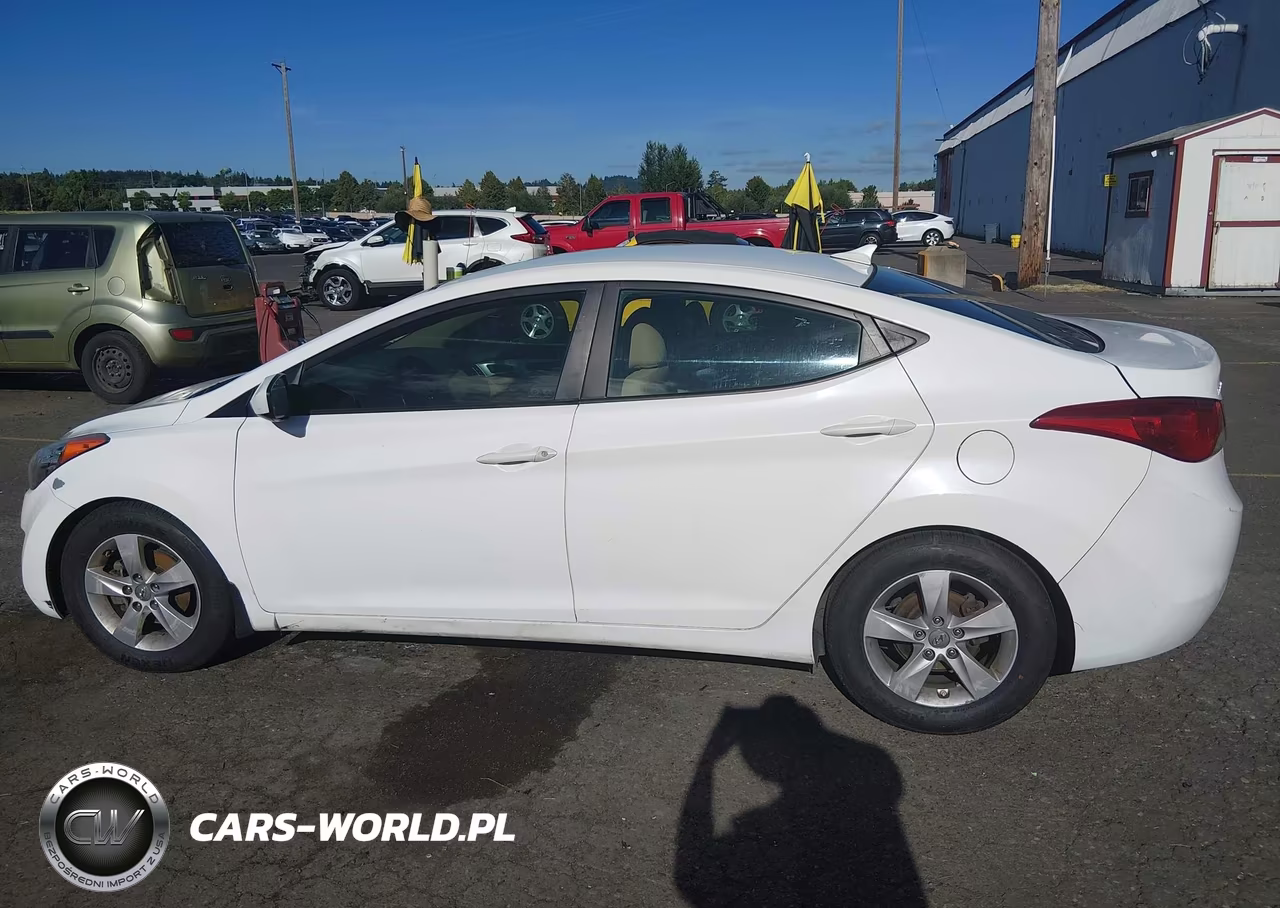 2013 Hyundai Elantra Gls VIN:5NPDH4AE2DH369351 - 14