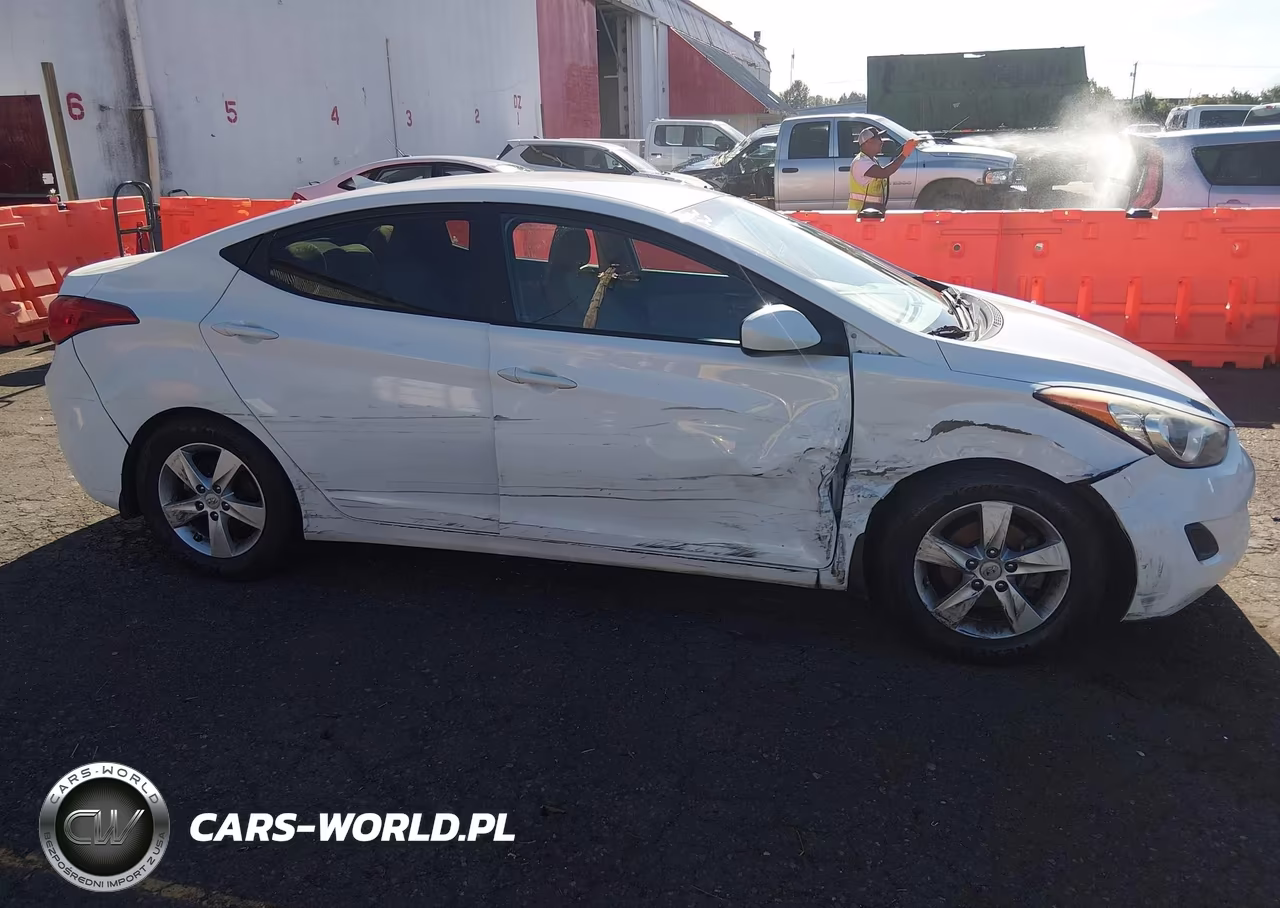 2013 Hyundai Elantra Gls VIN:5NPDH4AE2DH369351 - 6