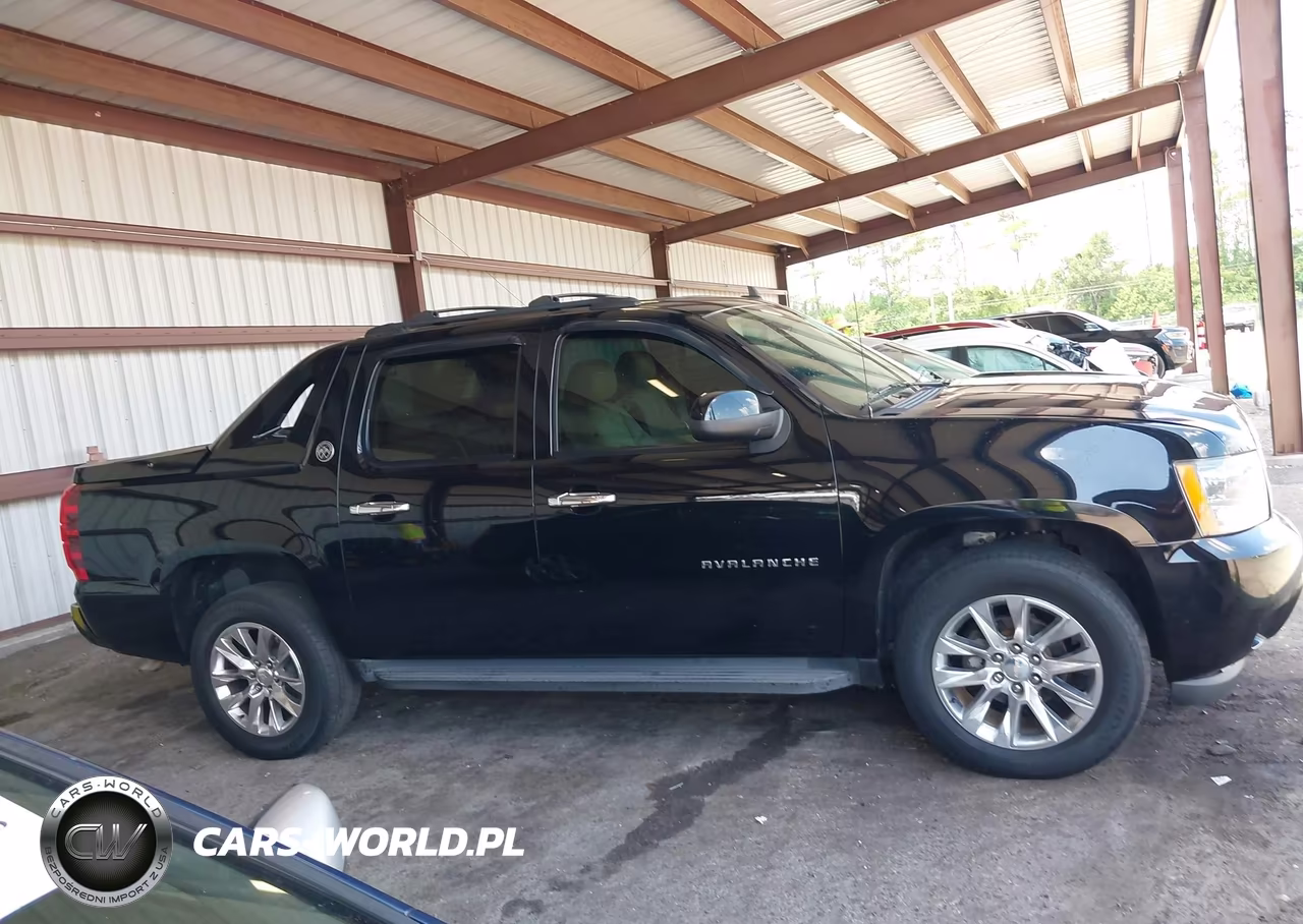 2013 Chevrolet Avalanche Lt VIN:3GNTKFE77DG132388 - 13