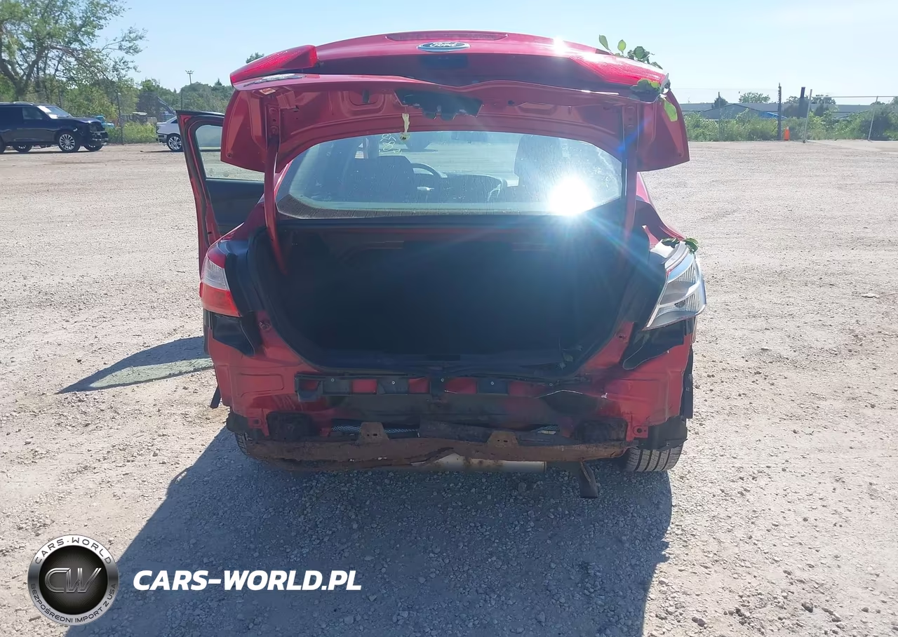 2012 Ford Focus Se VIN:1FAHP3F29CL446357 - 6