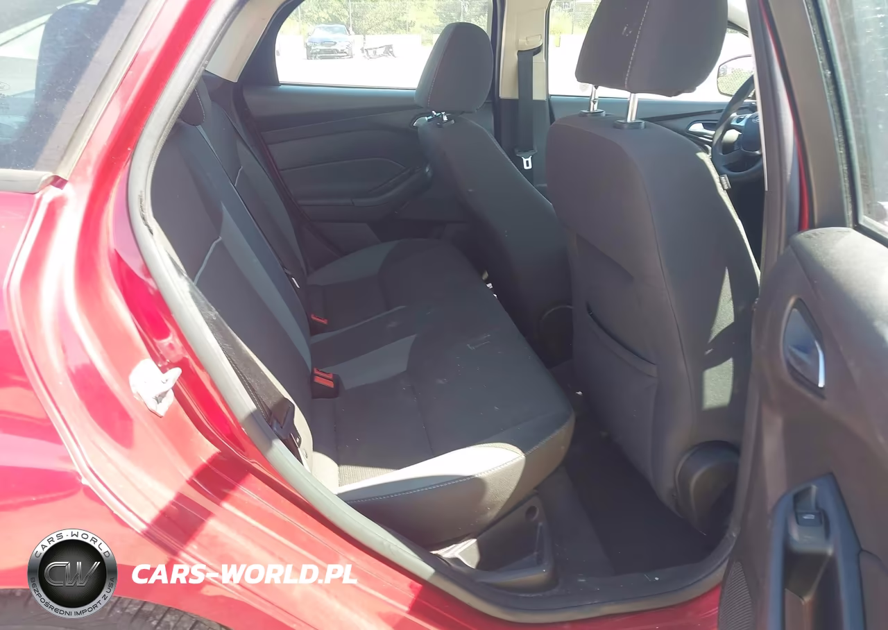 2012 Ford Focus Se VIN:1FAHP3F29CL446357 - 8