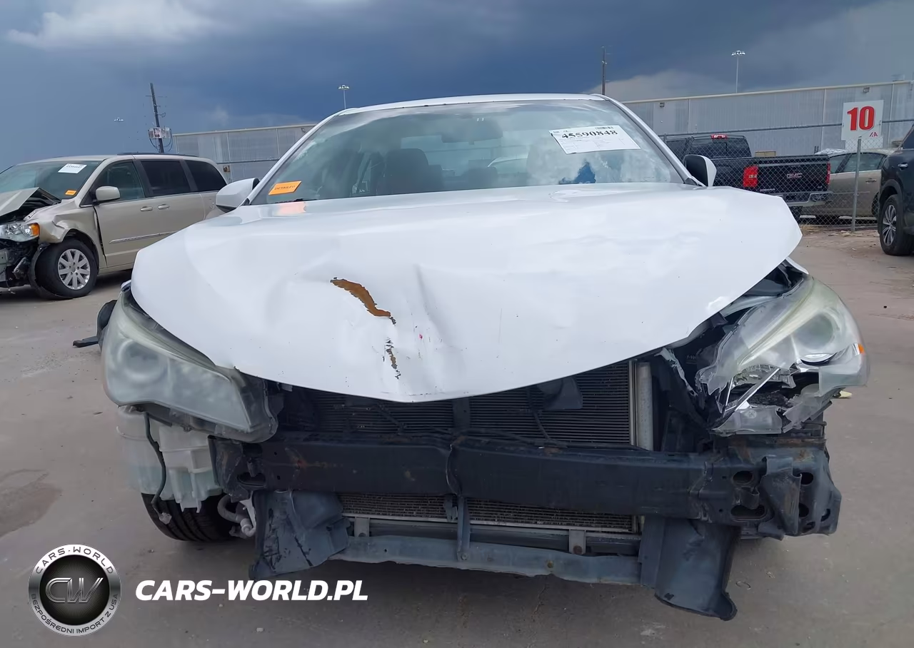 2015 Toyota Camry Le VIN:4T1BF1FK3FU987146 - 13