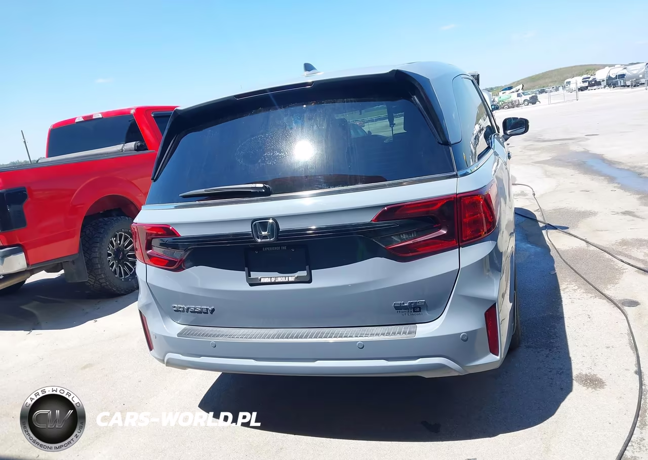 2025 Honda Odyssey Elite VIN:5FNRL6H90SB041706 - 16