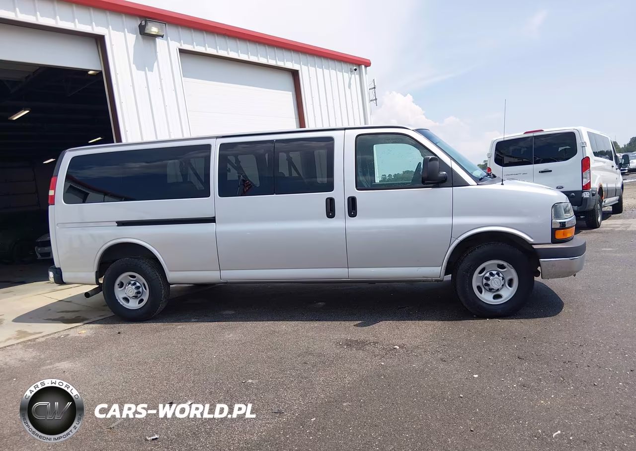 2016 Chevrolet Express 3500 Ls VIN:1GAZGNFF5G1280524 - 14