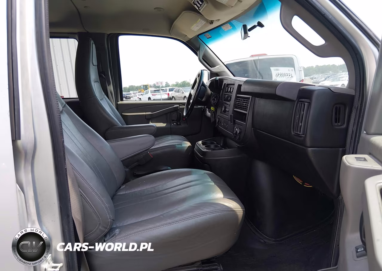 2016 Chevrolet Express 3500 Ls VIN:1GAZGNFF5G1280524 - 5