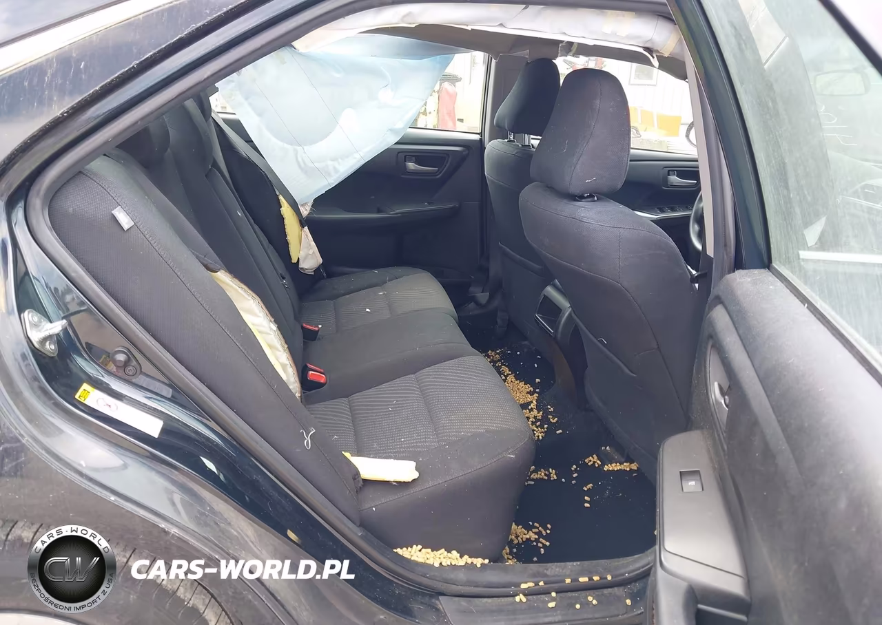2017 Toyota Camry Le VIN:4T1BF1FK5HU418883 - 8