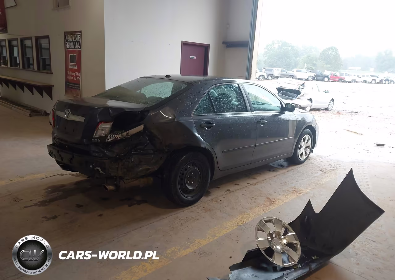 2011 Toyota Camry Hybrid VIN:4T1BB3EK8BU140917 - 4