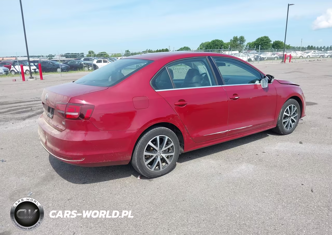 2017 Volkswagen Jetta 1.4T Se VIN:3VWDB7AJ4HM390215 - 4