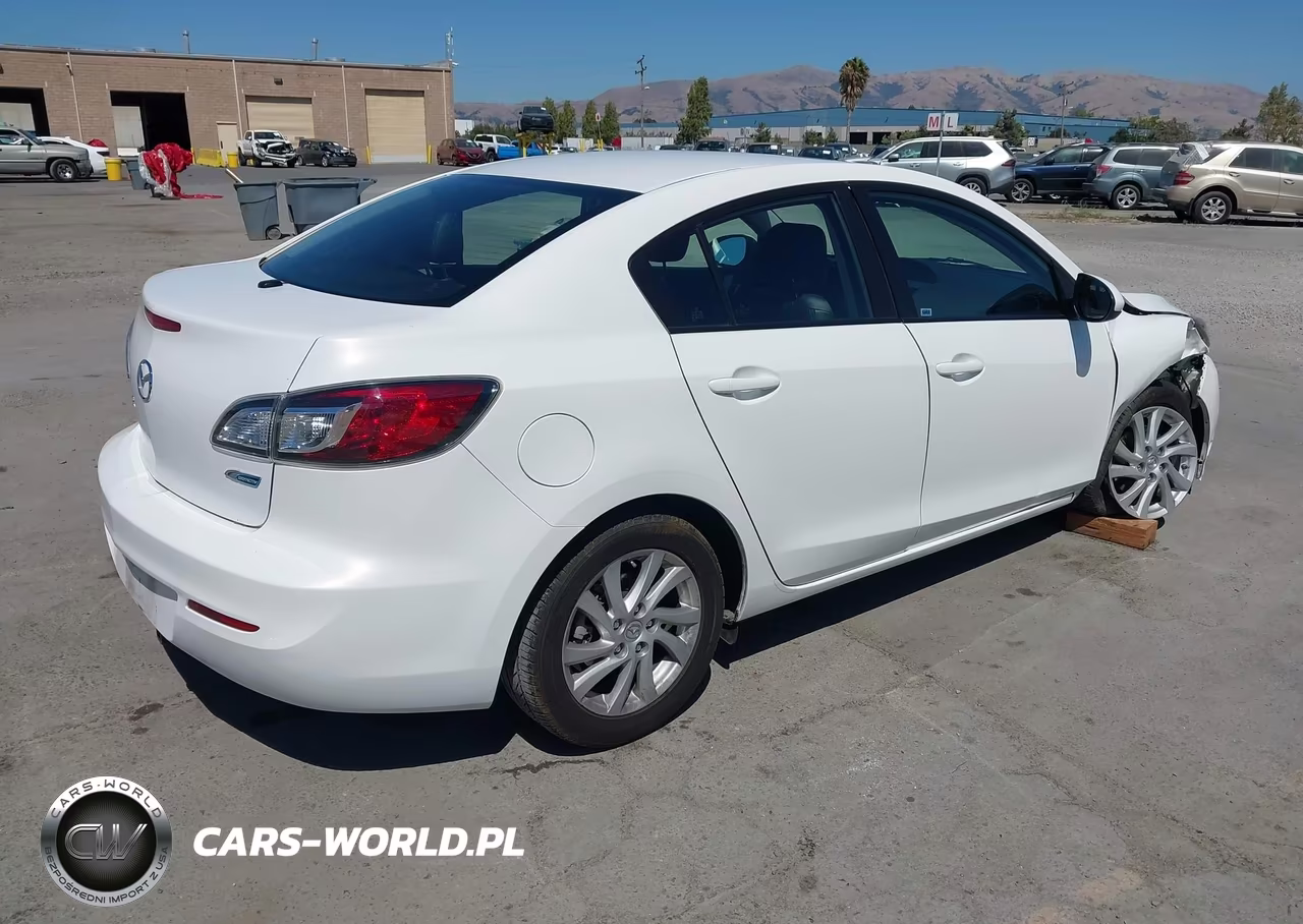 2012 Mazda Mazda3 I Grand Touring VIN:JM1BL1W85C1575454 - 4