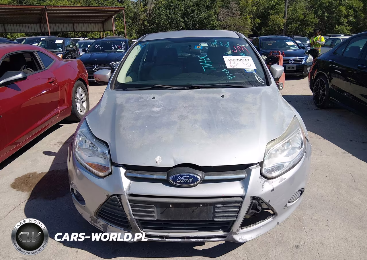 2014 Ford Focus Se VIN:1FADP3K21EL157660 - 13