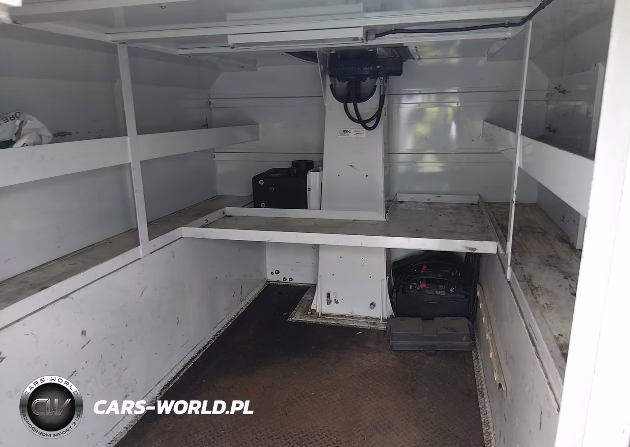 2013 Ford F-550 Chassis Xl VIN:1FDUF5GY9DEB89132 - 16