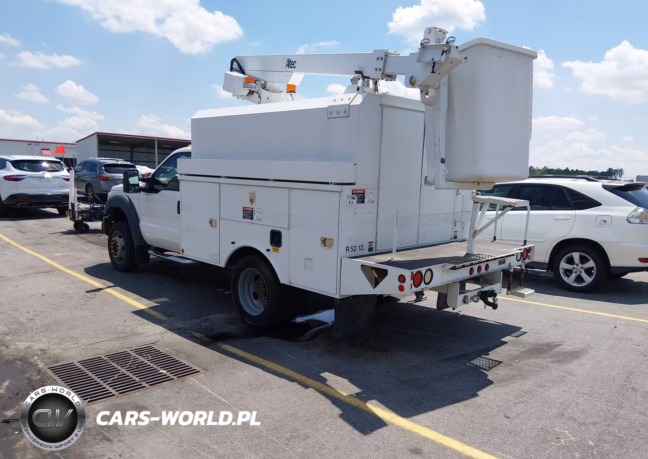 2013 Ford F-550 Chassis Xl VIN:1FDUF5GY9DEB89132 - 3