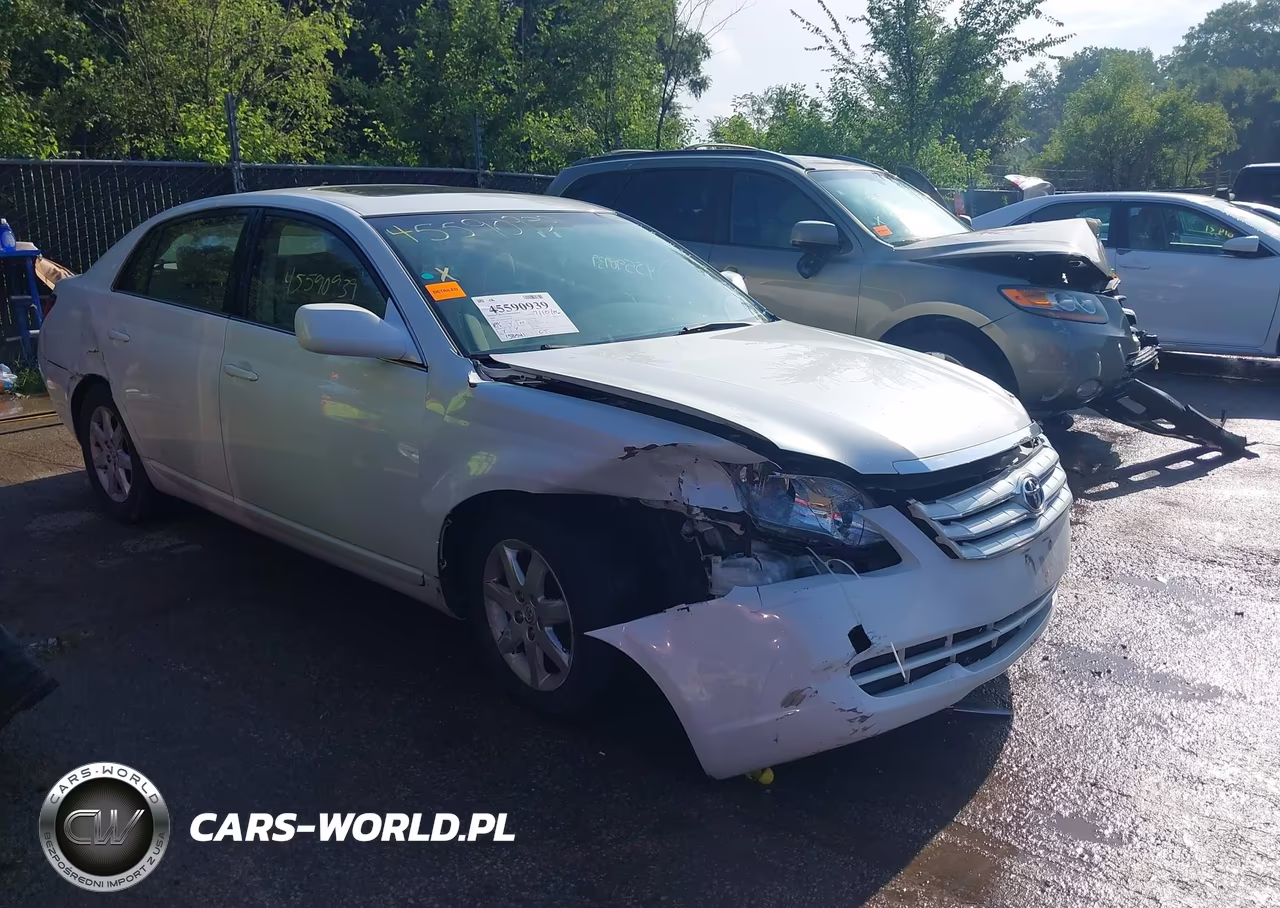 2005 Toyota Avalon Xl – zdjęcie 1 z 17